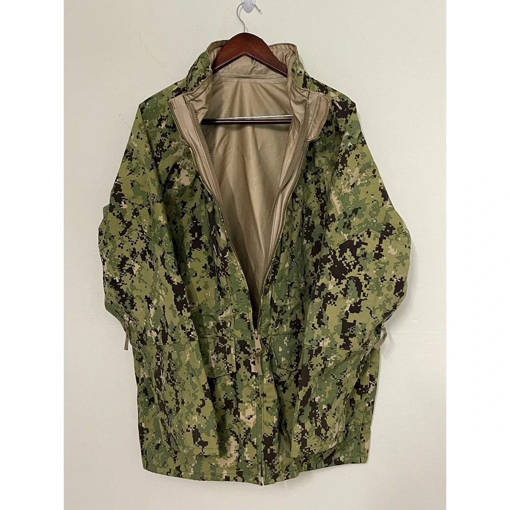 US Navy Working Parka Type III AOR2 NWU Digital Camo Large Long W911QY-11-D-0086 - Picture 1 of 12